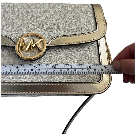Michael Kors Leida Medium Shoulder Crossbody Bag Pale Gold Metallic Logo NWT - Picture 11 of 13
